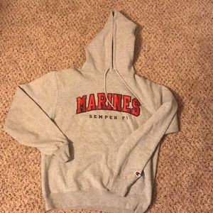 Size medium marine Corps hooded sweatshirt